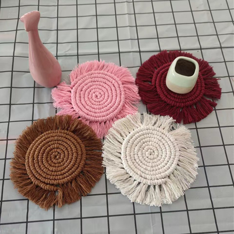 Wholesale Circular Boho Hand Woven Coaster with Tassels Non-slip Heat Resistant Milk Coffee Cup Mat Reusable Drink Coaster