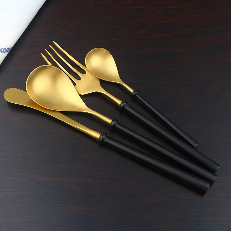 2022 New 4 Pcs Stainless Steel Flatware Retro Royal Silverware Matte Gold Cutlery Set for Wedding
