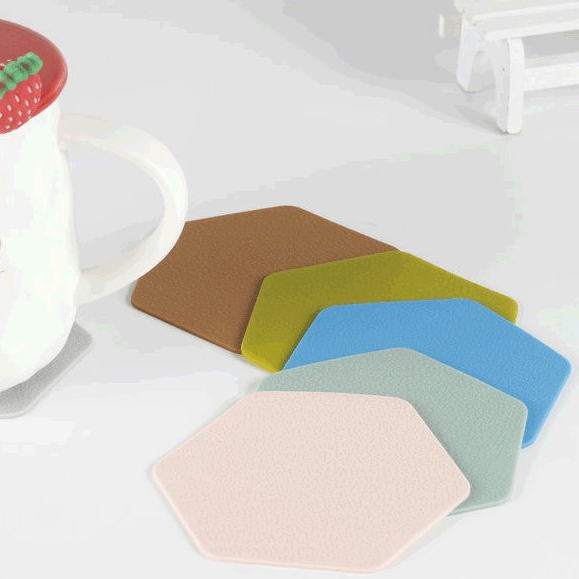 Wholesale Round Silicone Coaster Household Table Mat Non-slip Heat Resistant Mug Coaster Reusable Waterproof Coaster